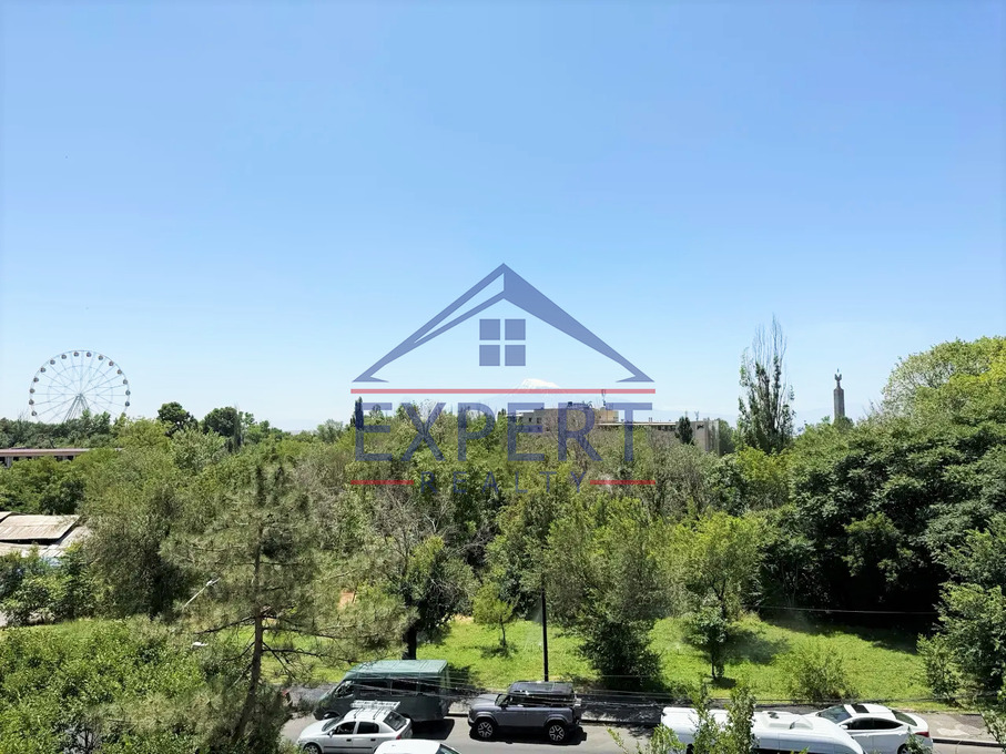 ՔԱՆԱՔԵՌ ԶԵՅԹՈՒՆ, ԱԶԱՏՈՒԹՅԱՆ ՊՈՂՈՏԱ, 2 ՍԵՆՅԱԿ