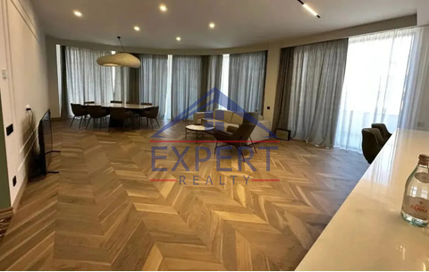 ԿԵՆՏՐՈՆ, ՀՅՈՒՍԻՍԱՅԻՆ ՊՈՂՈՏԱ, 5 ՍԵՆՅԱԿ
