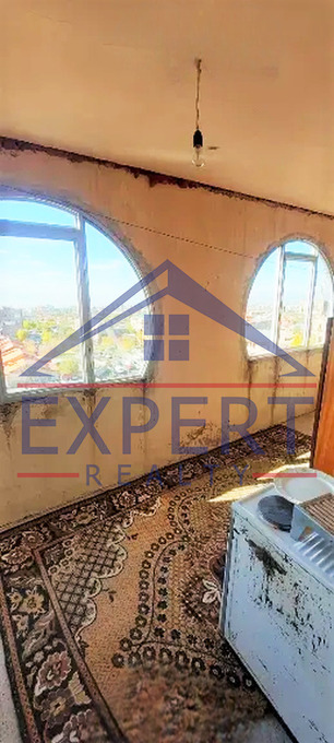 ՔԱՆԱՔԵՌ ԶԵՅԹՈՒՆ, ՍԱՐԿԱՎԱԳԻ ՓՈՂՈՑ, 3 ՍԵՆՅԱԿ