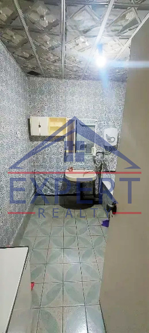 ՔԱՆԱՔԵՌ ԶԵՅԹՈՒՆ, ՍԱՐԿԱՎԱԳԻ ՓՈՂՈՑ, 3 ՍԵՆՅԱԿ