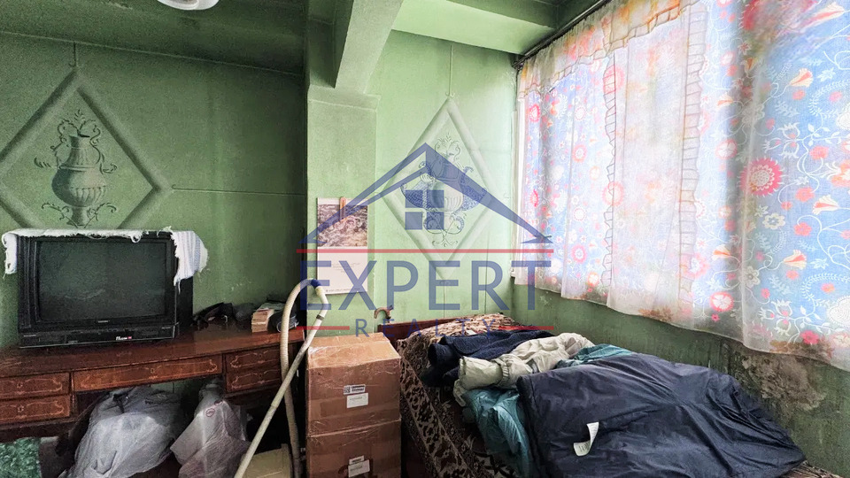 ՔԱՆԱՔԵՌ ԶԵՅԹՈՒՆ, ԱՐՄԵՆ ՏԻԳՐԱՆՅԱՆ ՓՈՂՈՑ, 3 ՍԵՆՅԱԿ