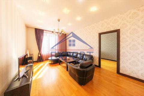 ԿԵՆՏՐՈՆ, ԴԵՐԵՆԻԿ ԴԵՄԻՐՃՅԱՆ ՓՈՂՈՑ, 4 ՍԵՆՅԱԿ