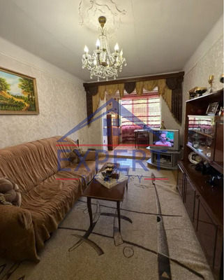 ԿԵՆՏՐՈՆ, ՔԱՋԱԶՆՈՒՆՈՒ ՓՈՂՈՑ , 2 ՍԵՆՅԱԿ
