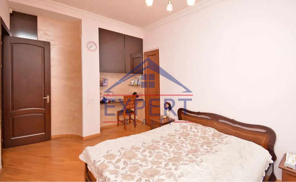 ԿԵՆՏՐՈՆ, ՍԱՅԱԹ  ՆՈՎԱ  ՊՈՂՈՏԱ  3 ՍԵՆՅԱԿ