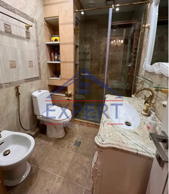 ՔԱՆԱՔԵՌ-ԶԵՅԹՈՒՆ, Դ․ ԱՆՀԱՂԹ ՓՈՂՈՑ, 4 ՍԵՆՅԱԿ