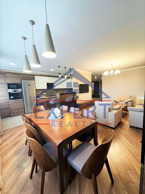 ԿԵՆՏՐՈՆ, ԲՐՅՈՒՍՈՎԻ ՓՈՂՈՑ, 3 ՍԵՆՅԱԿ