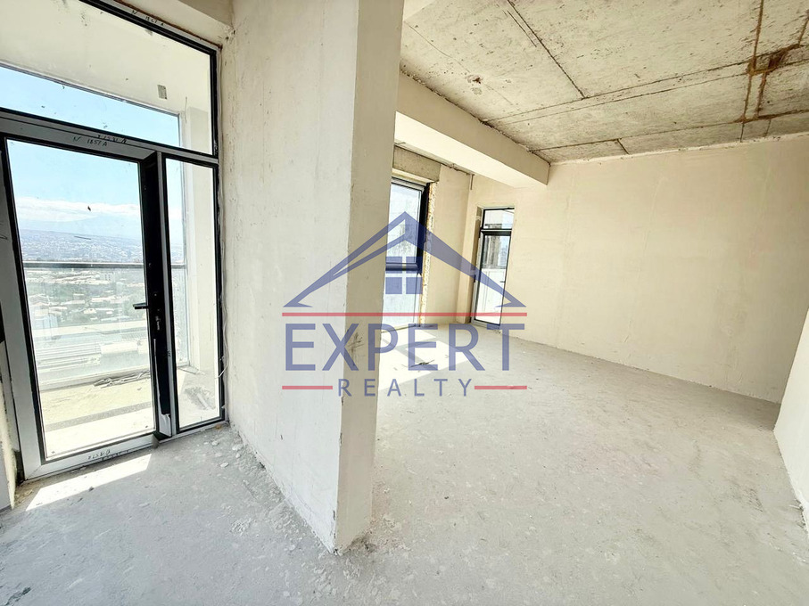 ԱՐԱԲԿԻՐ, ԿՈՄԻՏԱՍ, 3 ՍԵՆՅԱԿ