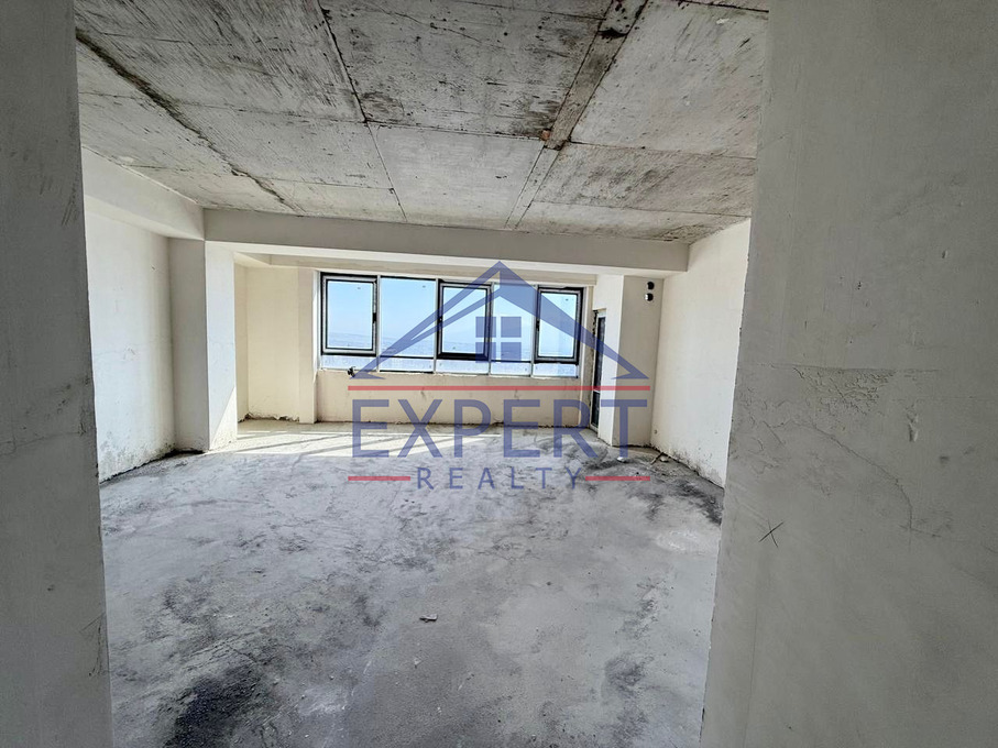 ԱՐԱԲԿԻՐ, ԿՈՄԻՏԱՍ, 3 ՍԵՆՅԱԿ