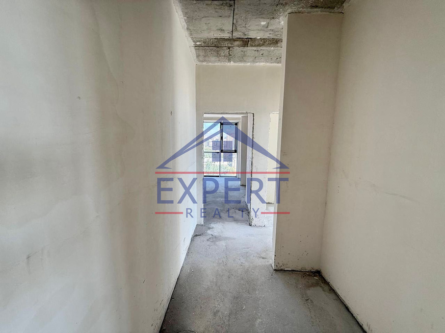 ԱՐԱԲԿԻՐ, ԿՈՄԻՏԱՍ, 3 ՍԵՆՅԱԿ