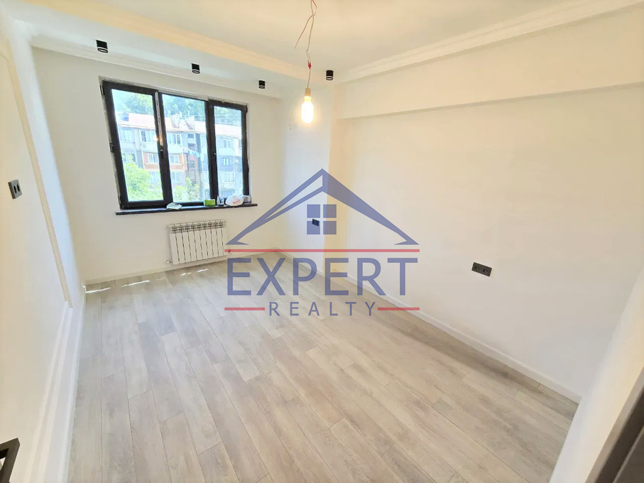 ԿԵՆՏՐՈՆ, ԿՈՂԲԱՑՈՒ ՓՈՂՈՑ, 2 ՍԵՆՅԱԿ