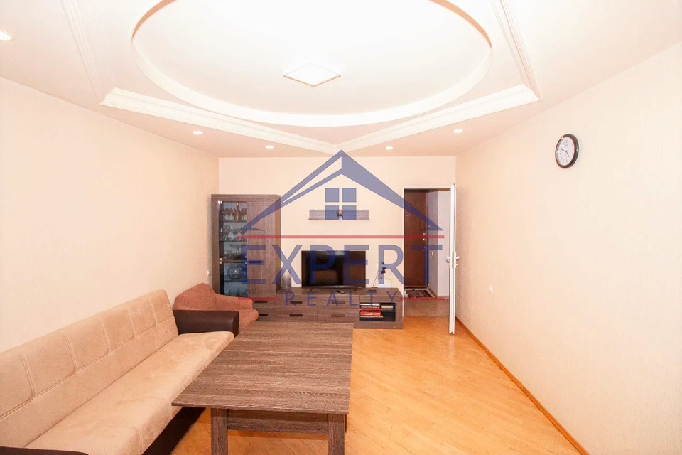 ԿԵՆՏՐՈՆ, ՂԱԶԱՐ ՓԱՐՊԵՑՈՒ ՓՈՂՈՑ, 2 ՍԵՆՅԱԿ