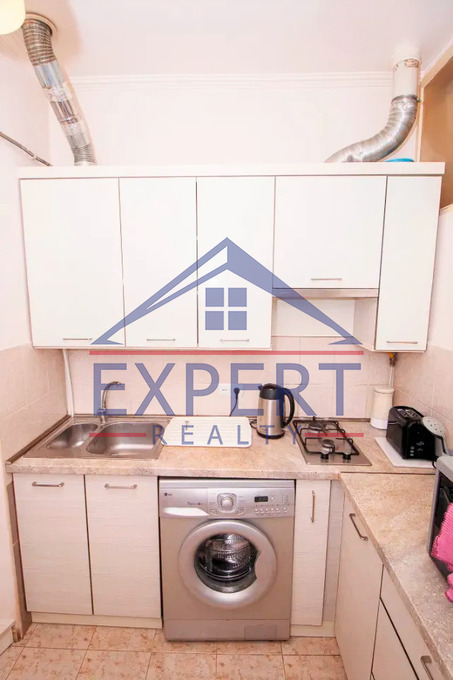 ԿԵՆՏՐՈՆ, ՂԱԶԱՐ ՓԱՐՊԵՑՈՒ ՓՈՂՈՑ, 2 ՍԵՆՅԱԿ