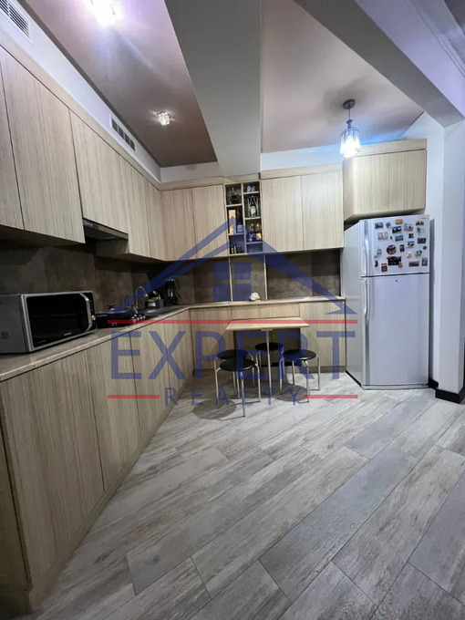 ԴԱՎԹԱՇԵՆ, 4-ՐԴ ԹԱՂԱՄԱՍ, 3 ՍԵՆՅԱԿ