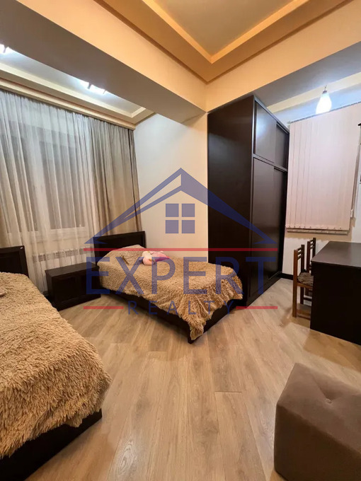 ԴԱՎԹԱՇԵՆ, 4-ՐԴ ԹԱՂԱՄԱՍ, 3 ՍԵՆՅԱԿ