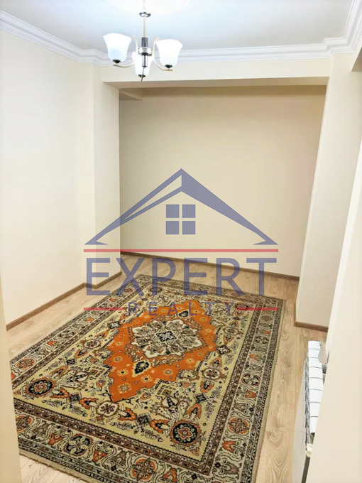 ԿԵՆՏՐՈՆ, ՊՈՒՇԿԻՆԻ ՓՈՂՈՑ, 5 ՍԵՆՅԱԿ