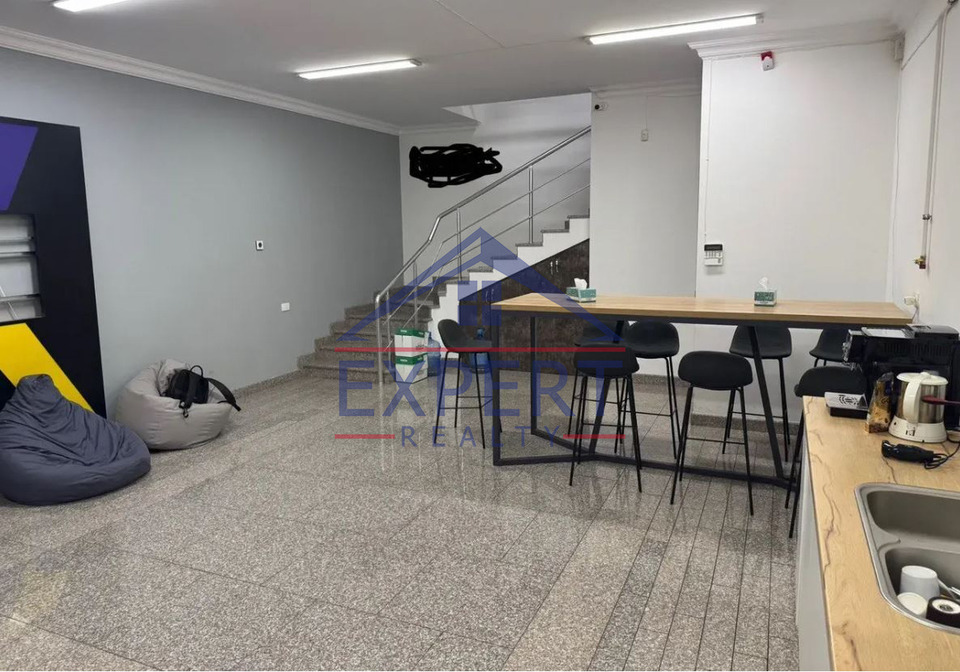 ԱՐԱԲԿԻՐ,ՀԱԿՈԲ ՀԱԿՈԲՅԱՆ ՓՈՂՈՑ 165ՔՄ