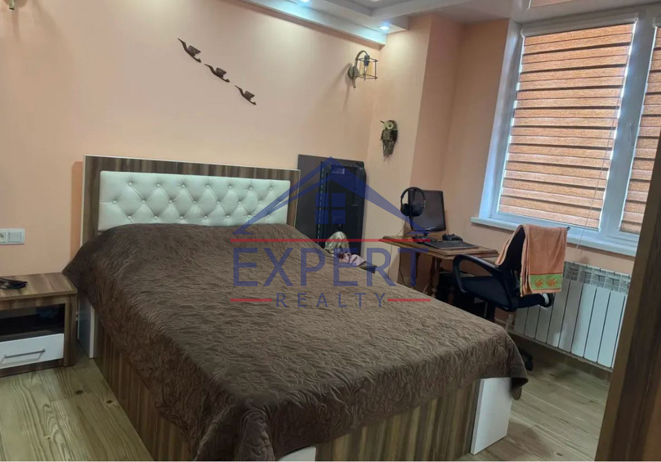 ԱՐԱԲԿԻՐ, ՄԱՄԻԿՈՆՅԱՆՑ ՓՈՂՈՑ 3  ՍԵՆՅԱԿ