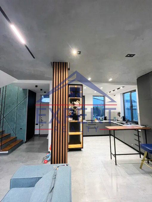 ԱՎԱՆ, ՄՀԵՐ ՄԿՐՏՉՅԱՆ ԹԱՂԱՄԱՍ, 4 ՍԵՆՅԱԿ