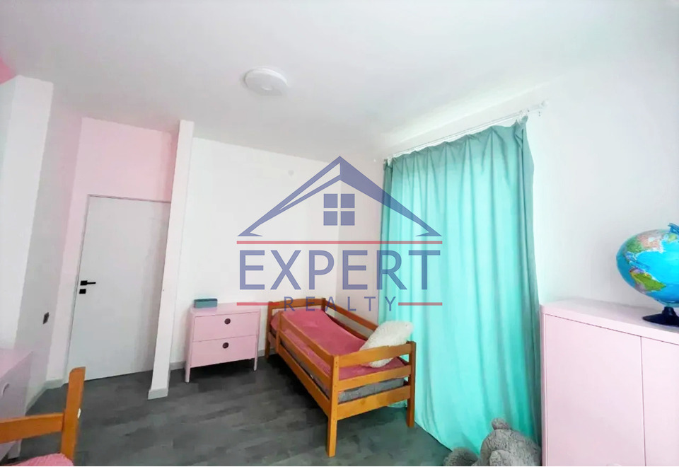 ԱՎԱՆ, ՄՀԵՐ ՄԿՐՏՉՅԱՆ ԹԱՂԱՄԱՍ, 4 ՍԵՆՅԱԿ