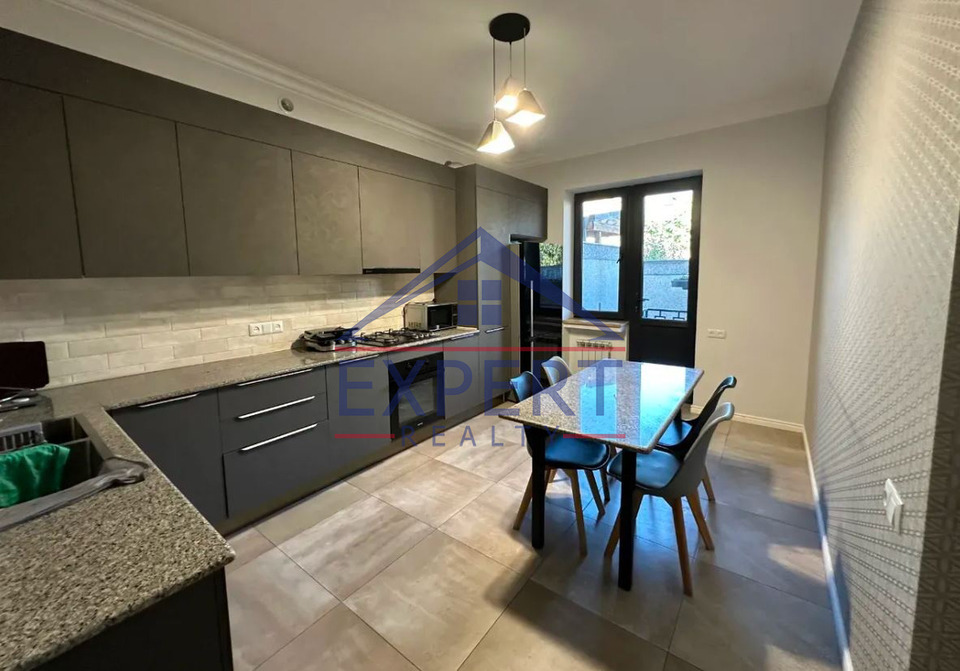 ԱՎԱՆ , ԱԼՄԱԹԻԻ ՓՈՂՈՑ   5 ՍԵՆՅԱԿ