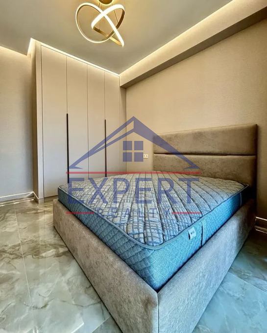 ԱՐԱԲԿԻՐ, ԿՈՄԻՏԱՍԻ ՊՈՂՈՏԱ, 3 ՍԵՆՅԱԿ