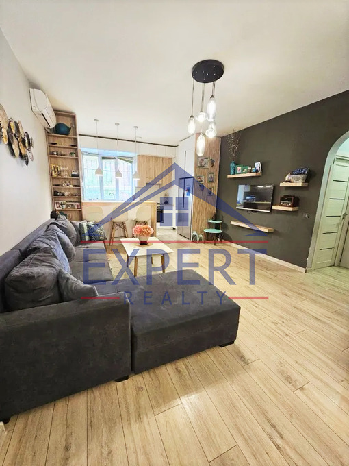 ԱՐԱԲԿԻՐ, ԵՐԶՆԿՅԱՆ ՓՈՂՈՑ, 3 ՍԵՆՅԱԿ