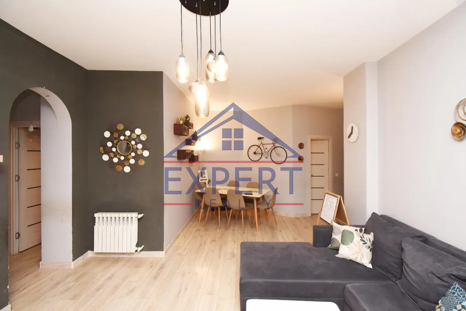 ԱՐԱԲԿԻՐ, ԵՐԶՆԿՅԱՆ ՓՈՂՈՑ, 3 ՍԵՆՅԱԿ