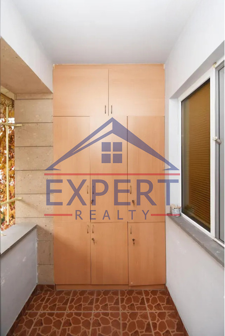 ԱՐԱԲԿԻՐ, ԵՐԶՆԿՅԱՆ ՓՈՂՈՑ, 3 ՍԵՆՅԱԿ