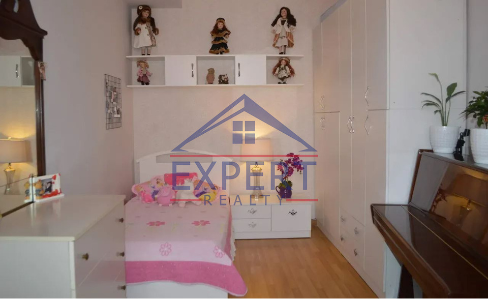 ԱՐԱԲԿԻՐ,ԲԱՐԲՅՈՒՍԻ ՓՈՂՈՑ 4  ՍԵՆՅԱԿ