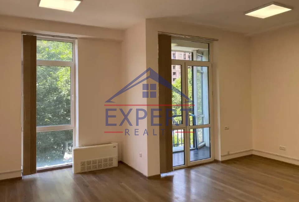 ԿԵՆՏՐՈՆ, ԱՐԱՄԻ ՓՈՂՈՑ, 5 ՍԵՆՅԱԿ