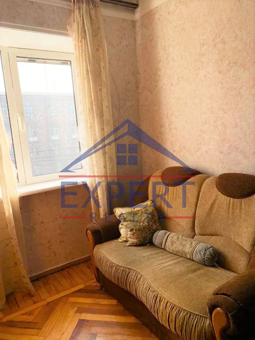 ԿԵՆՏՐՈՆ, ԱՐՇԱԿՈՒՆՅԱՑ ՊՈՂՈՏԱ, 3 ՍԵՆՅԱԿ