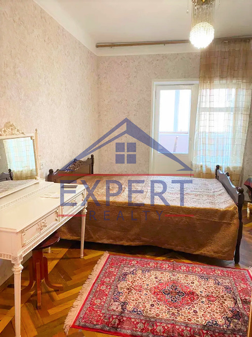 ԿԵՆՏՐՈՆ, ԱՐՇԱԿՈՒՆՅԱՑ ՊՈՂՈՏԱ, 3 ՍԵՆՅԱԿ