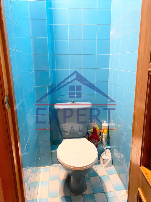 ԿԵՆՏՐՈՆ, ԱՐՇԱԿՈՒՆՅԱՑ ՊՈՂՈՏԱ, 3 ՍԵՆՅԱԿ