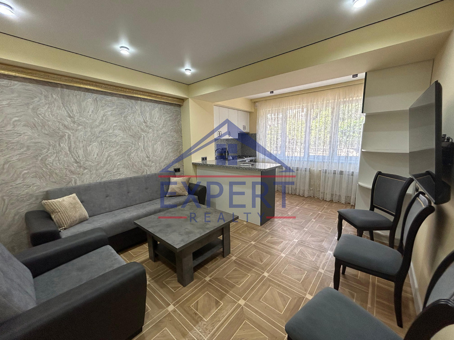 ԿԵՆՏՐՈՆ, ՉԱՐԵՆՑԻ ՓՈՂՈՑ 3   ՍԵՆՅԱԿ