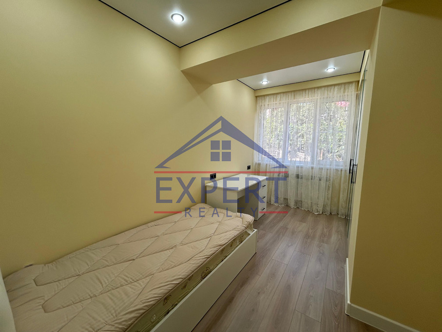 ԿԵՆՏՐՈՆ, ՉԱՐԵՆՑԻ ՓՈՂՈՑ 3   ՍԵՆՅԱԿ