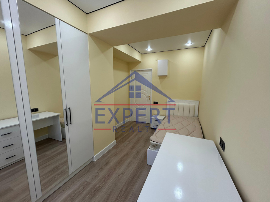 ԿԵՆՏՐՈՆ, ՉԱՐԵՆՑԻ ՓՈՂՈՑ 3   ՍԵՆՅԱԿ