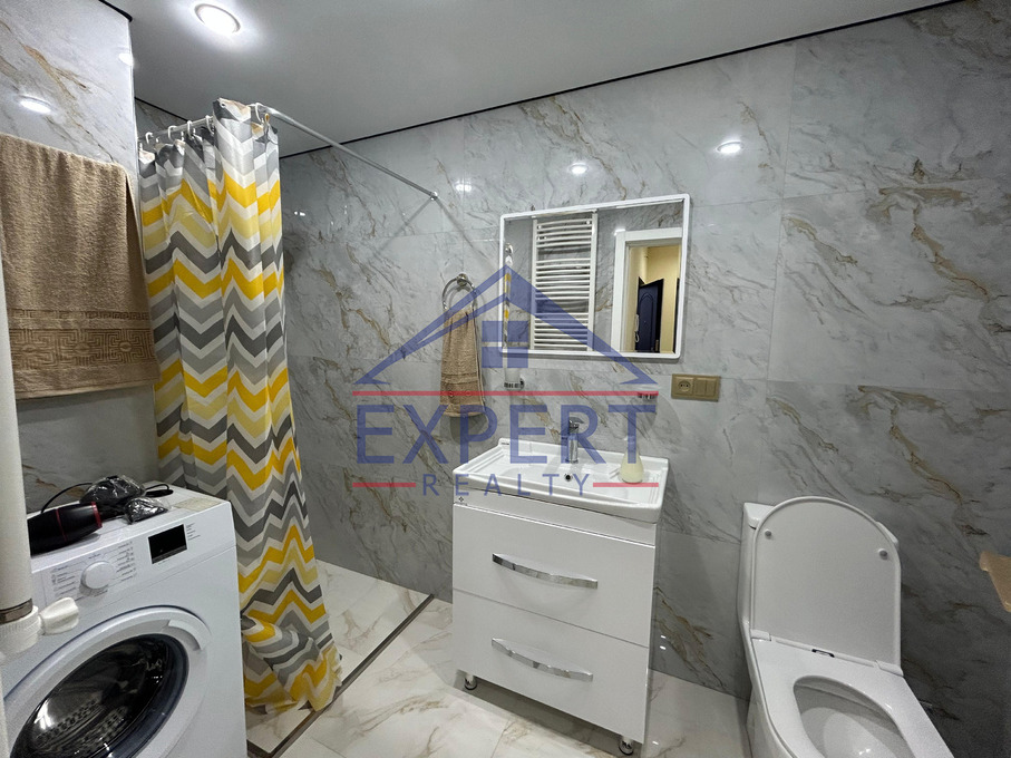 ԿԵՆՏՐՈՆ, ՉԱՐԵՆՑԻ ՓՈՂՈՑ 3   ՍԵՆՅԱԿ