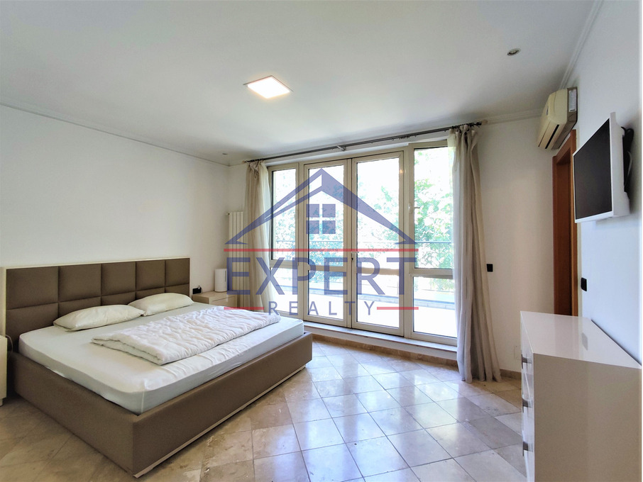 ԿԵՆՏՐՈՆ, ԽՈՐԵՆԱՑՈՒ ՓՈՂՈՑ, 5 ՍԵՆՅԱԿ