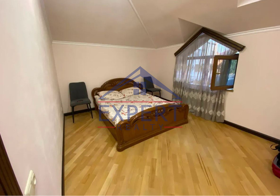 ԿԵՆՏՐՈՆ,ՊՌՈՇՅԱՆ ՓՈՂՈՑ  5 ՍԵՆՅԱԿ