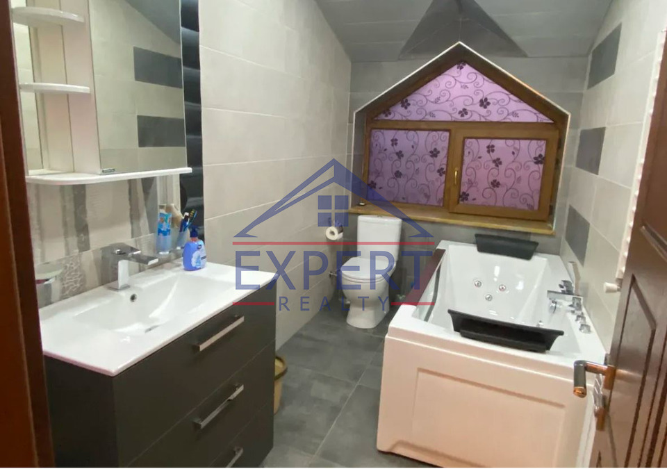 ԿԵՆՏՐՈՆ,ՊՌՈՇՅԱՆ ՓՈՂՈՑ  5 ՍԵՆՅԱԿ