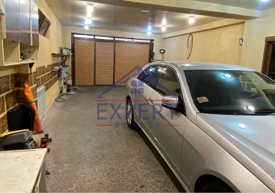 ԿԵՆՏՐՈՆ,ՊՌՈՇՅԱՆ ՓՈՂՈՑ  5 ՍԵՆՅԱԿ