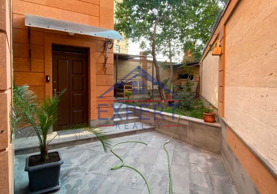 ԿԵՆՏՐՈՆ,ՊՌՈՇՅԱՆ ՓՈՂՈՑ  5 ՍԵՆՅԱԿ