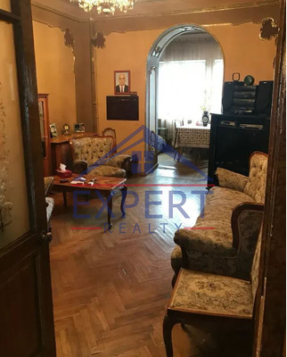 ԱՐԱԲԿԻՐ, ՄԱՄԻԿՈՆՅԱՆՑ ՓՈՂՈՑ , 3 ՍԵՆՅԱԿ