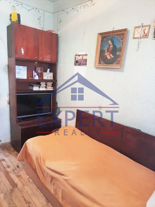 ՇԵՆԳԱՎԻԹ, ՖՐՈՒՆԶԵԻ ՓՈՂՈՑ, 4 ՍԵՆՅԱԿ