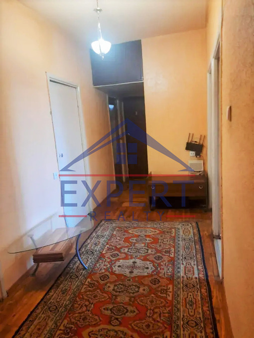ՇԵՆԳԱՎԻԹ, ՖՐՈՒՆԶԵԻ ՓՈՂՈՑ, 4 ՍԵՆՅԱԿ