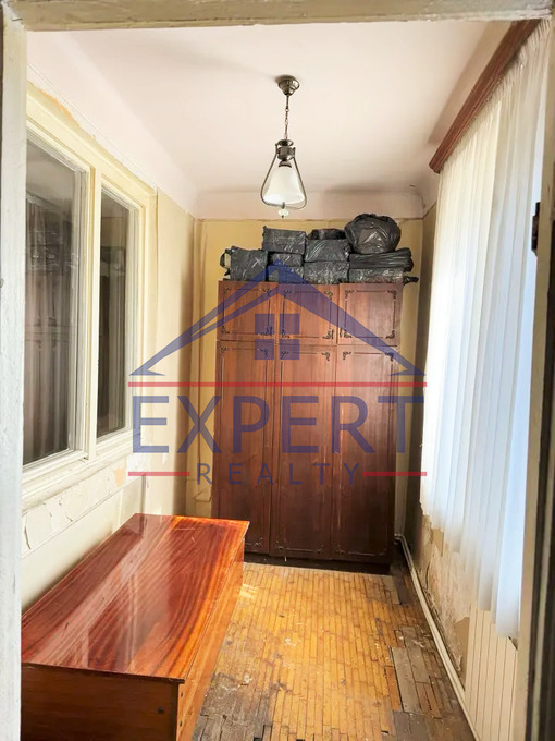 ՇԵՆԳԱՎԻԹ, ՖՐՈՒՆԶԵԻ ՓՈՂՈՑ, 3 ՍԵՆՅԱԿ