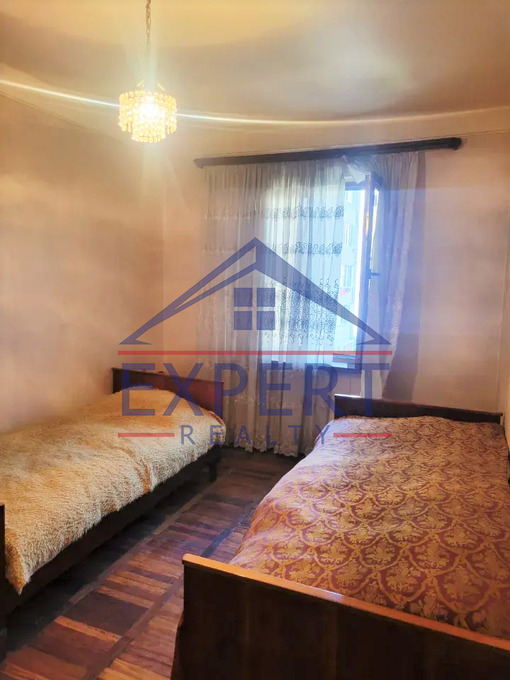 ՇԵՆԳԱՎԻԹ, ՍՈՂՈՄՈՆ ՏԱՐՈՆՑԻ ՓՈՂՈՑ, 4 ՍԵՆՅԱԿ