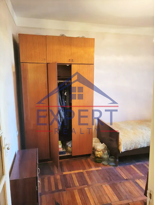 ՇԵՆԳԱՎԻԹ, ՍՈՂՈՄՈՆ ՏԱՐՈՆՑԻ ՓՈՂՈՑ, 4 ՍԵՆՅԱԿ