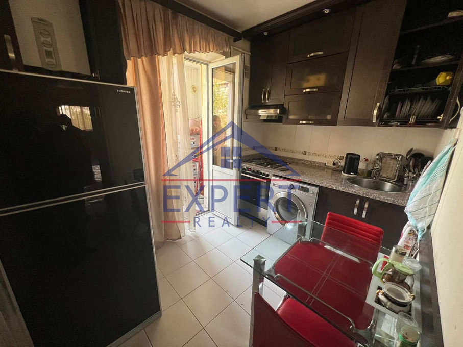 ԱՐԱԲԿԻՐ, ԿՈՄԻՏԱՍԻ ՊՈՂՈՏԱ, 3 ՍԵՆՅԱԿ