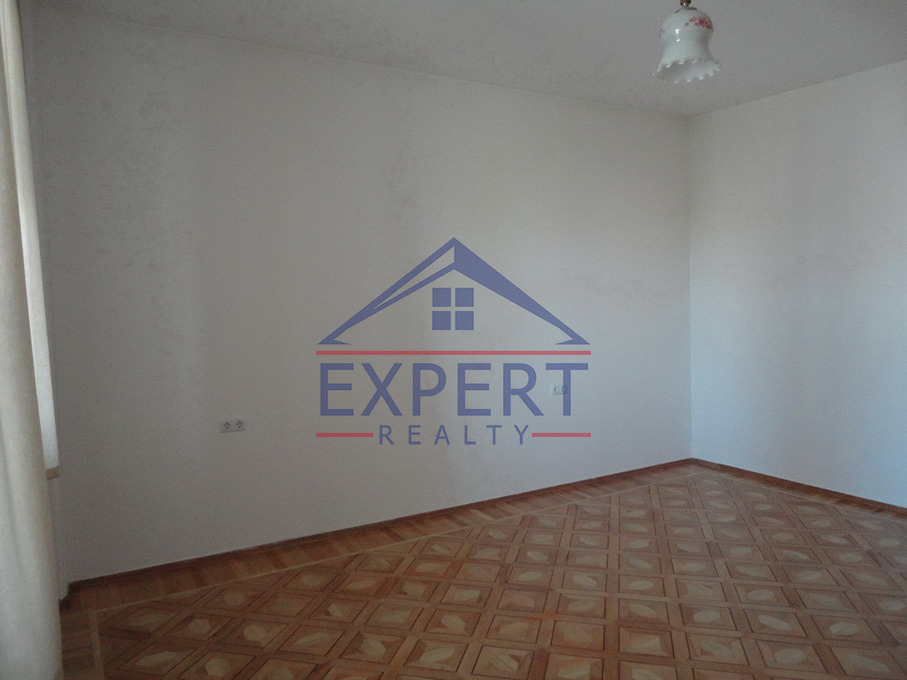 ԱՐԱԲԿԻՐ,ՍԵՊՈՒՀԻ ՓՈՂՈՑ  8+ ՍԵՆՅԱԿ